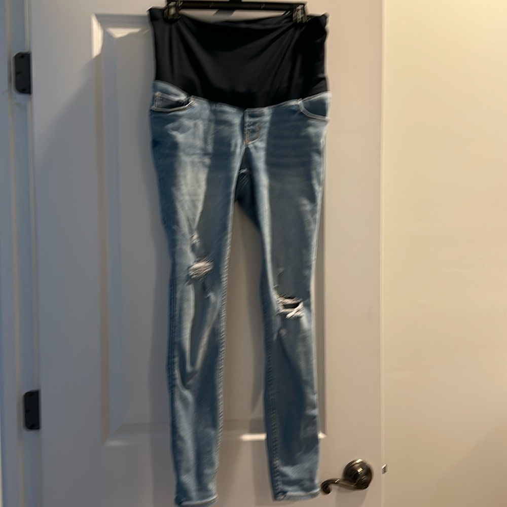 Maternity skinny jeans